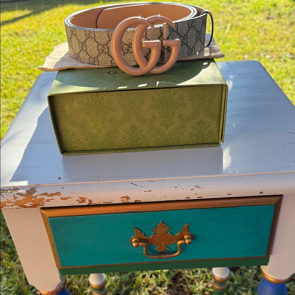 Gucci Beige and Brown GG Belt - Picture 2 of 6